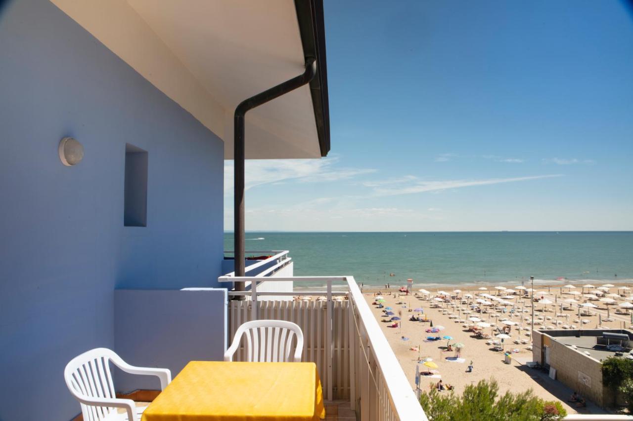 Hotel Pelikan Lignano Sabbiadoro Eksteriør bilde