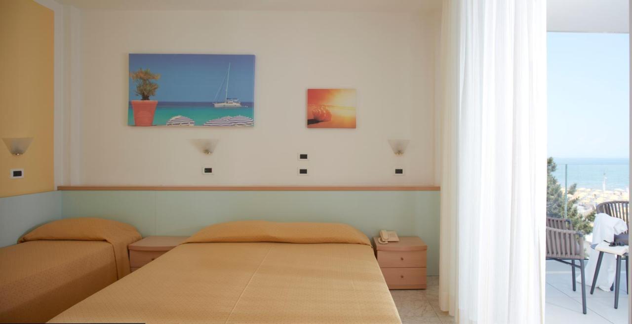 Hotel Pelikan Lignano Sabbiadoro Eksteriør bilde
