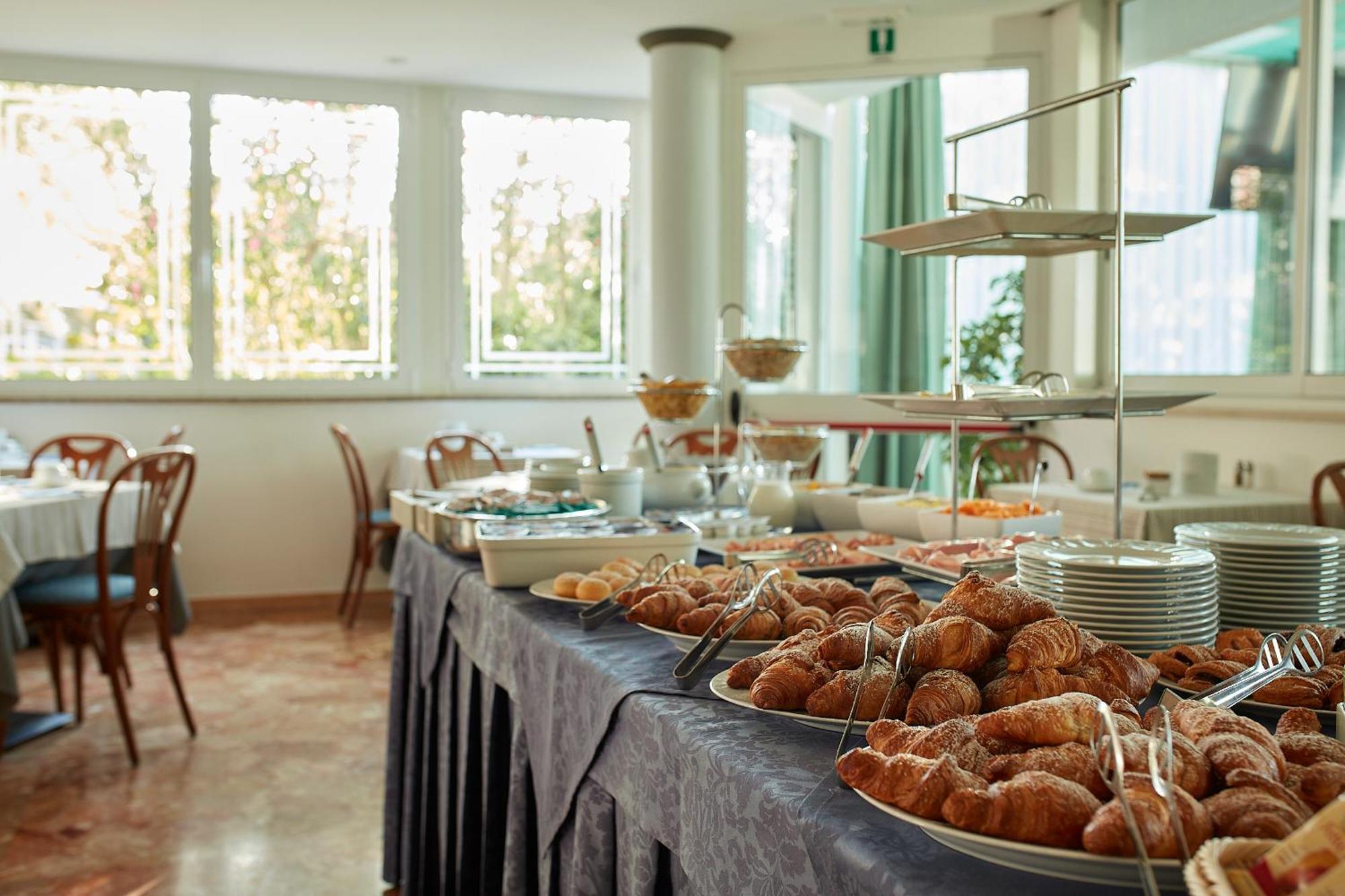 Hotel Pelikan Lignano Sabbiadoro Eksteriør bilde