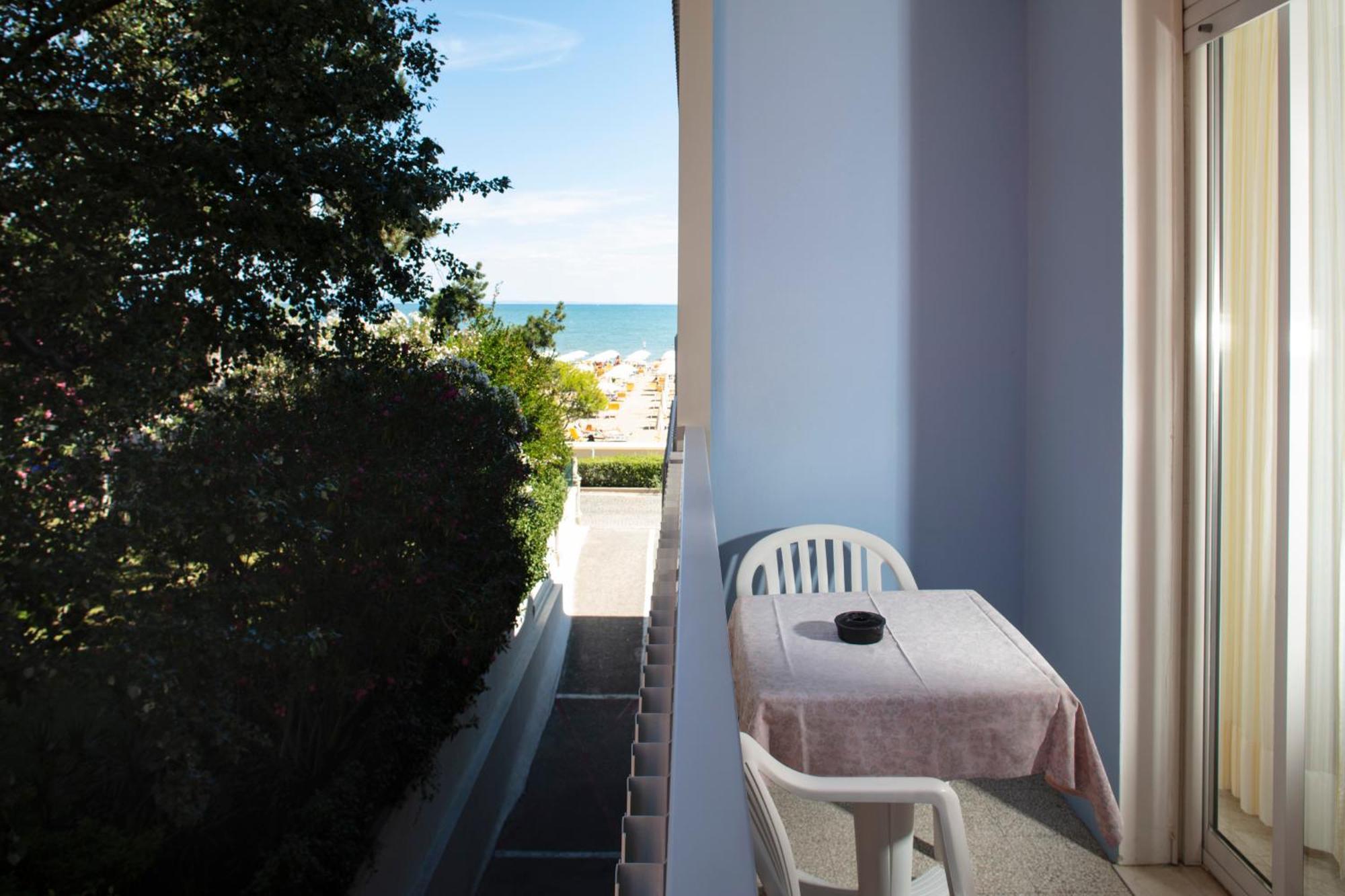 Hotel Pelikan Lignano Sabbiadoro Eksteriør bilde