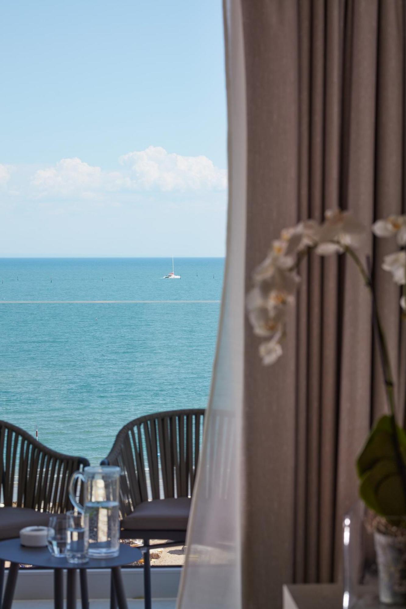 Hotel Pelikan Lignano Sabbiadoro Eksteriør bilde
