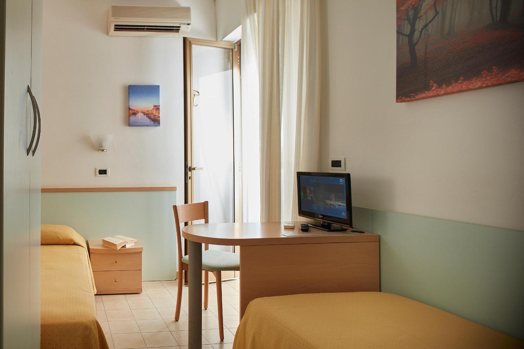 Hotel Pelikan Lignano Sabbiadoro Eksteriør bilde