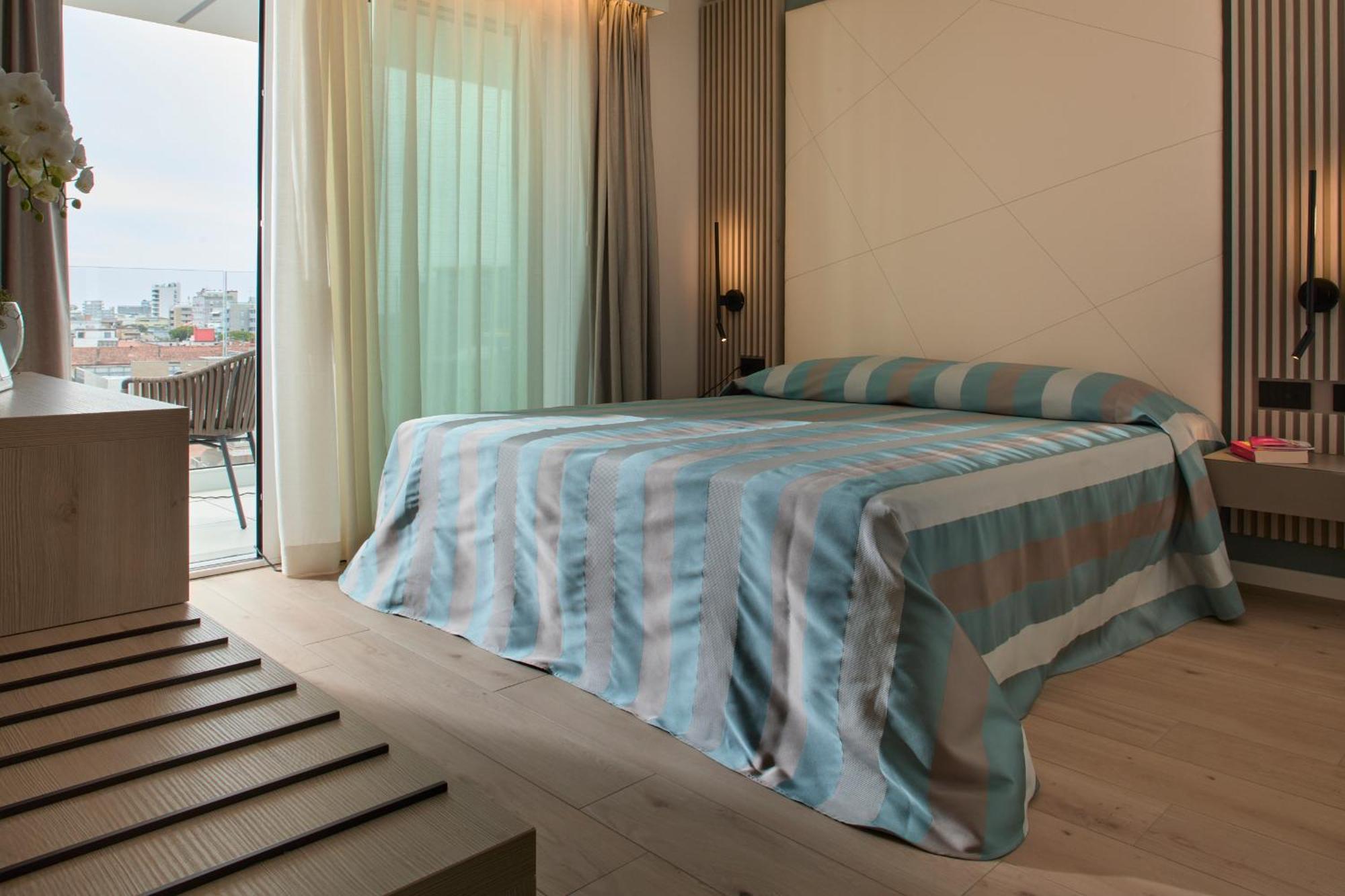 Hotel Pelikan Lignano Sabbiadoro Eksteriør bilde