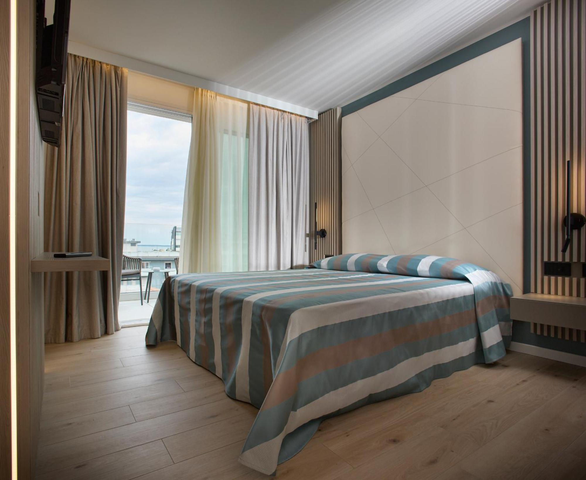 Hotel Pelikan Lignano Sabbiadoro Eksteriør bilde